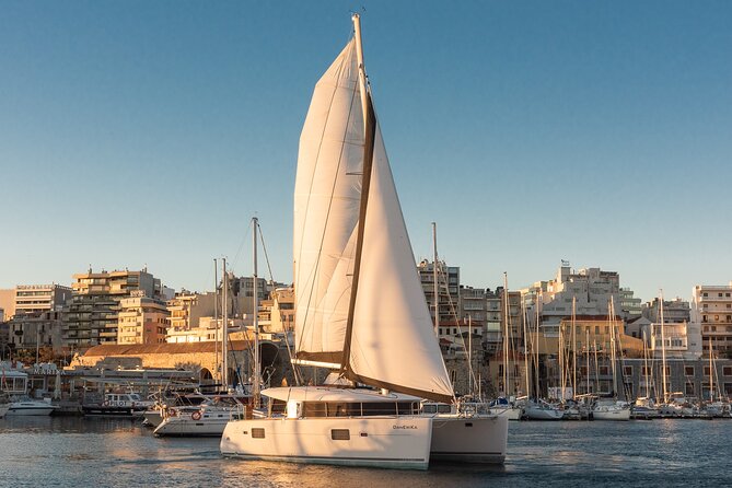 Rethymno: Sunset Catamaran Trip - Sushi & Open Bar - Comfort, crowding, and accessibility