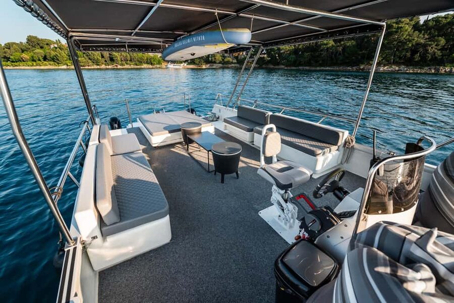 Rovinj: Private tours with catamaran - Booking, cancellation, and meeting-day advice