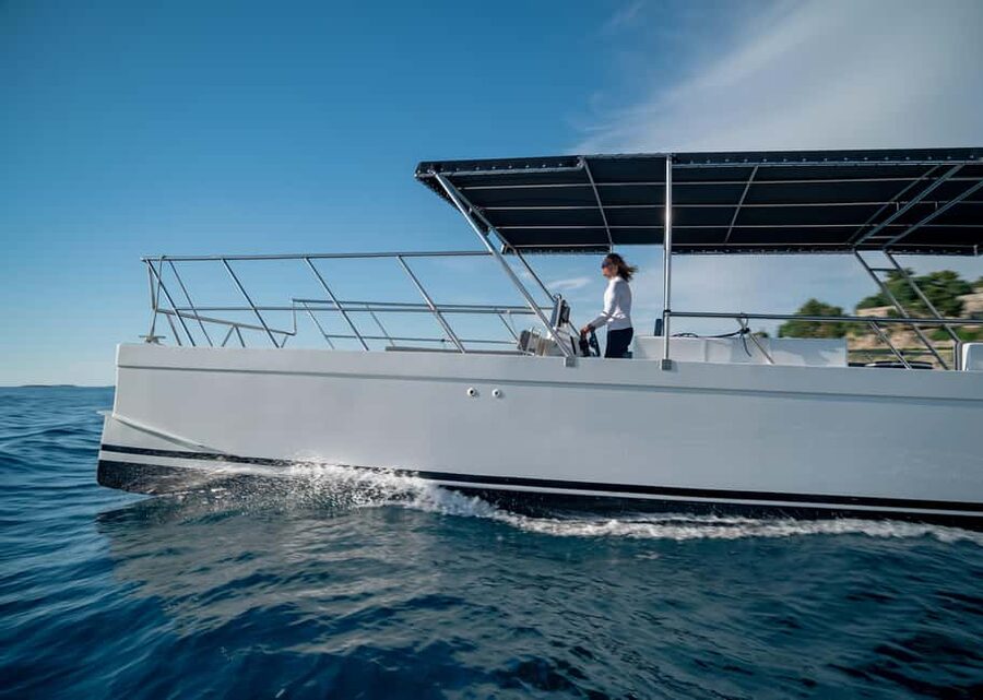 Rovinj: Sunset & dolphin group tours with Catamaran - Why this sunset cruise feels different