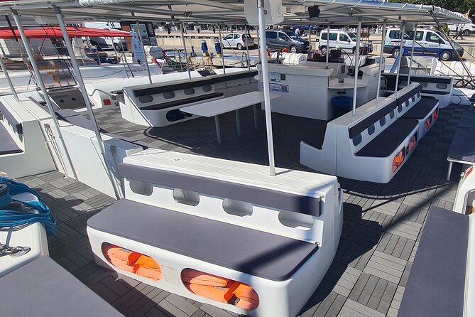 Sailing catamaran at Sunset of 2 hours Duration - Drinks included during the two-hour outing
