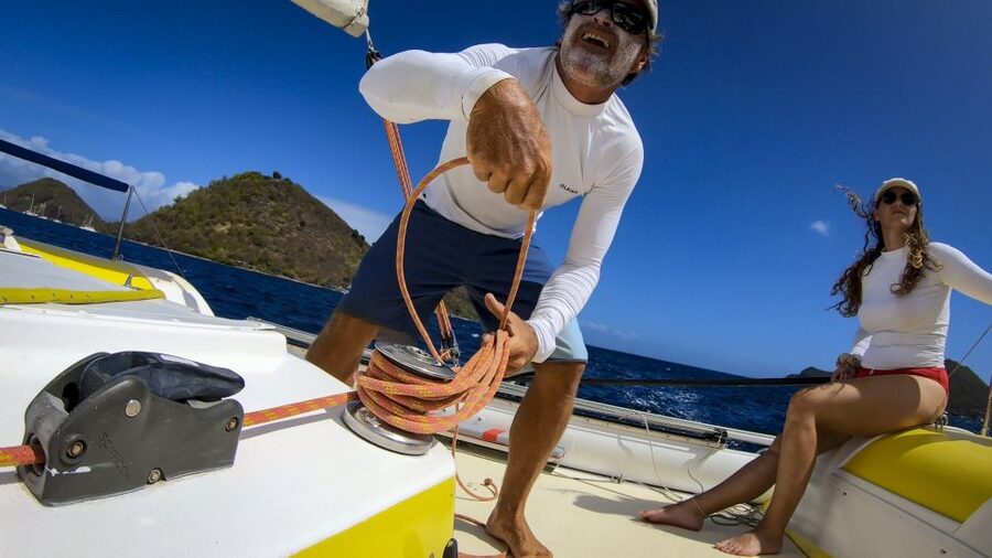 Sailing catamaran in La Baie des Saintes - Sailing back through La Baie des Saintes