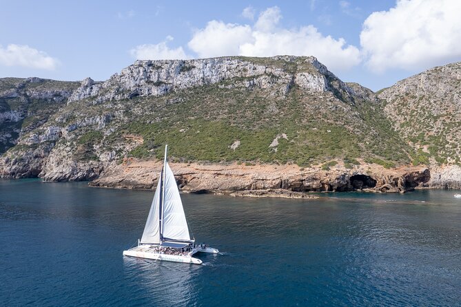 Sailing trip and swim in the bay of Dénia on a catamaran - Sailing toward Cabo de San Antonio