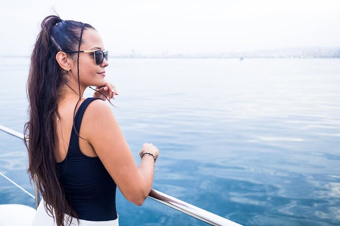 Sailing trip and swim in the bay of Dénia on a catamaran - Who will enjoy this catamaran trip most