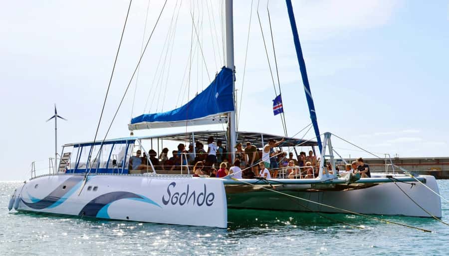 Sal Island Catamaran Cruise with All-inDrinks and Snacks - Monte Leão and the swimming stop