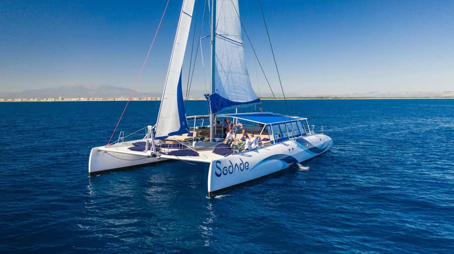 Sal Island Catamaran Cruise with All-inDrinks and Snacks - The crew and the practical side of the trip