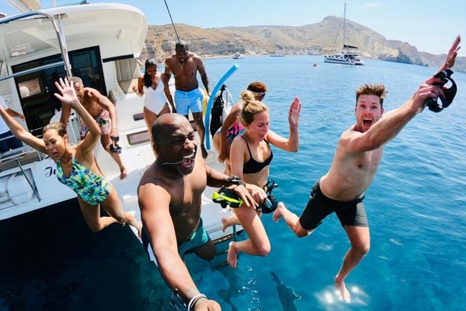 Santorini All-inclusive Catamaran Cruise with Thirassia Stop - Lunch, drinks, and the relaxed middle of the day