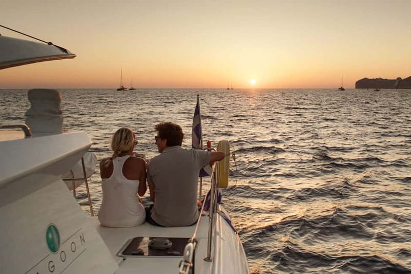 Santorini:All-inclusive Catamaran Cruise with Thirassia Stop - Ammoudi Bay closes the scenic loop