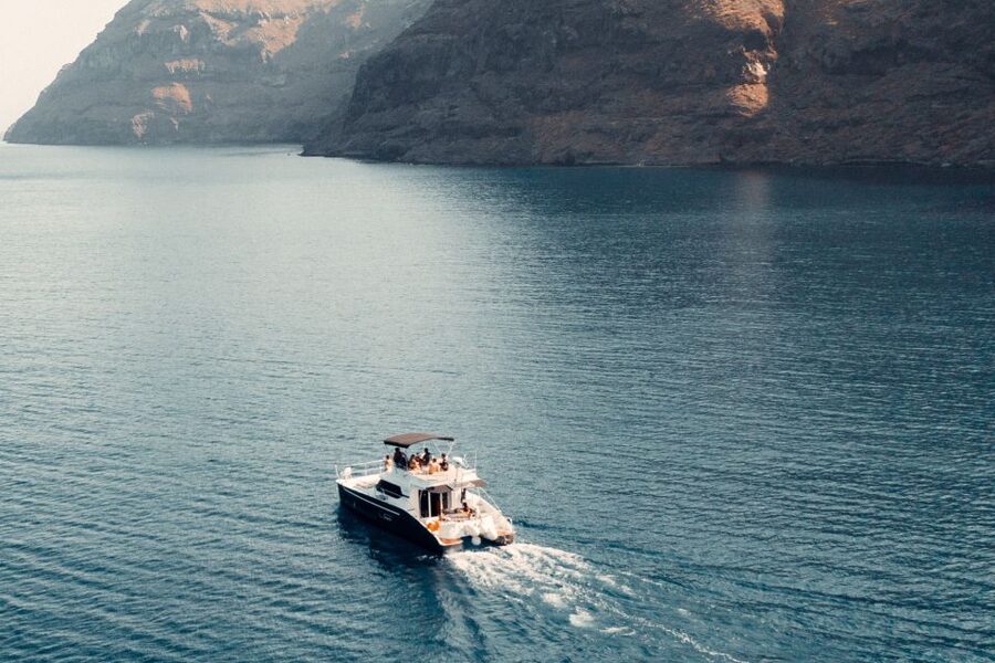 Santorini: Caldera Private Power Catamaran Cruise - Why a private catamaran is a smart way to see Santorini