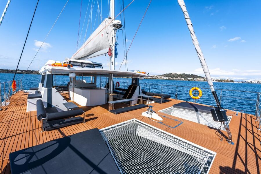 Santorini: Catamaran Caldera Cruise with Meal and Drinks - Mesa Pigadia, White Beach, and Red Beach