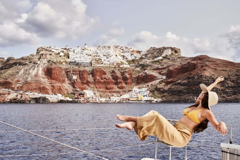 Santorini: Majestic Catamaran Cruise with Meal and Drinks - Choosing the daytime cruise