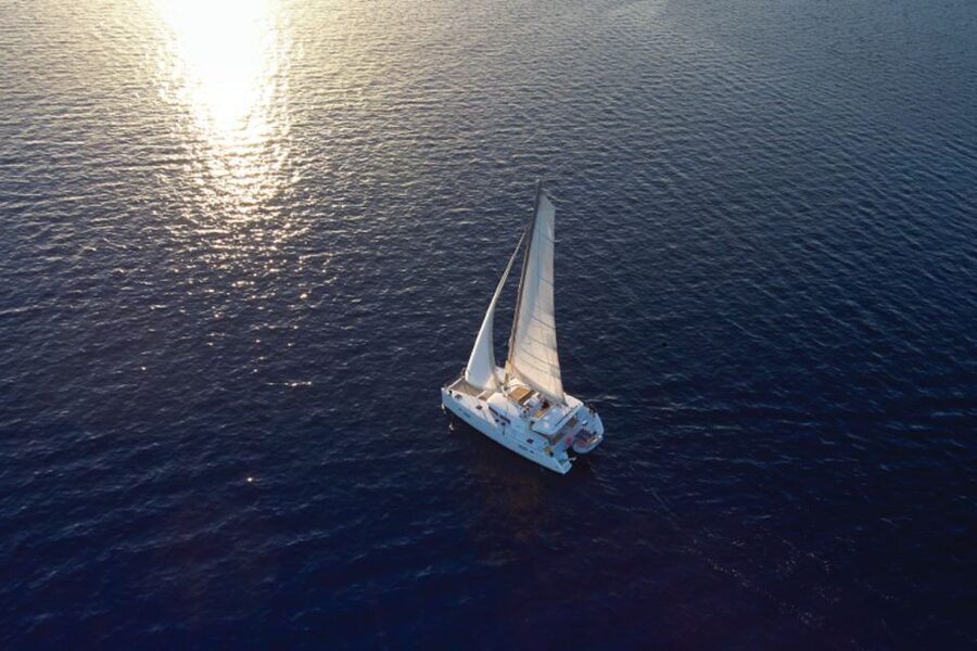 Santorini: Platinum Catamaran Cruise w/ BBQ Meal & Open Bar - The caldera and Palea Kameni hot springs