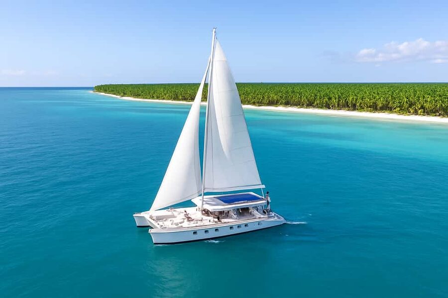 Saona Exclusive Catamaran – Small Group Experience - Why the small catamaran changes the Saona day