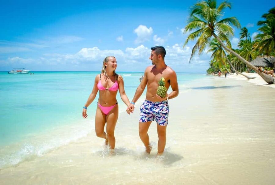 SAONA ISLAND: Catamaran Boat with Open Bar, Lunch and More.. - The 75-minute van ride to Bayahibe