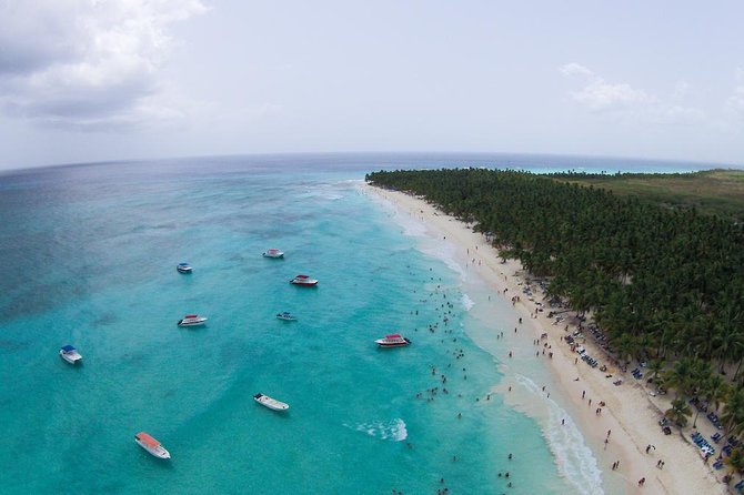 Saona Island Excursion by Catamaran and Speedboat - Barbecue lunch and the open bar