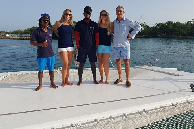 Saona Island small group and relax - luxury catamaran - Las Palmillas natural pool and the starfish stop