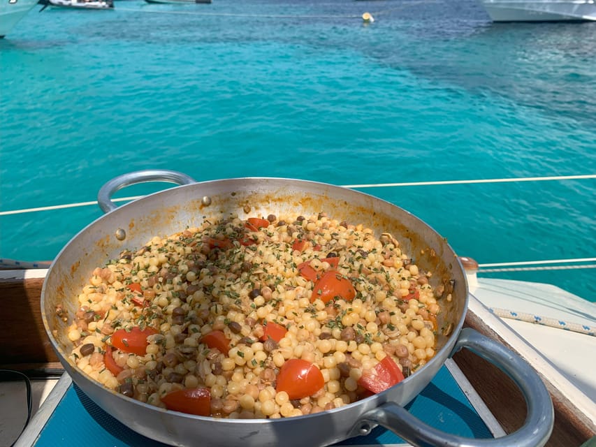 Sardinia: La Maddalena/Palau Catamaran Day Trip with Lunch - What the small catamaran changes