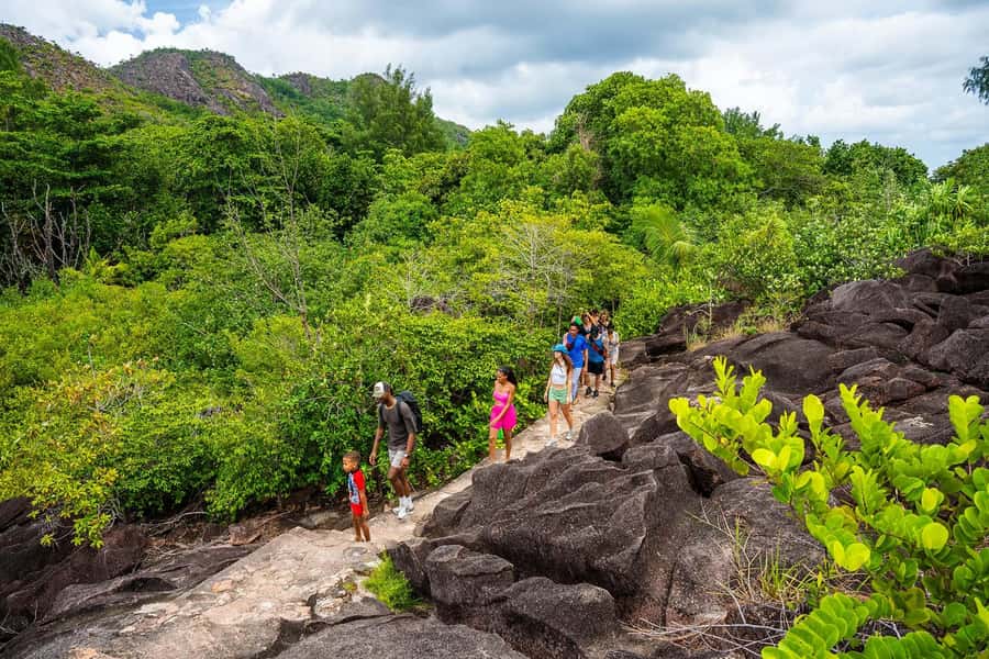 Seychelles: St Pierre and Curieuse Catamaran Tour with Lunch - Why this island-hopping day works