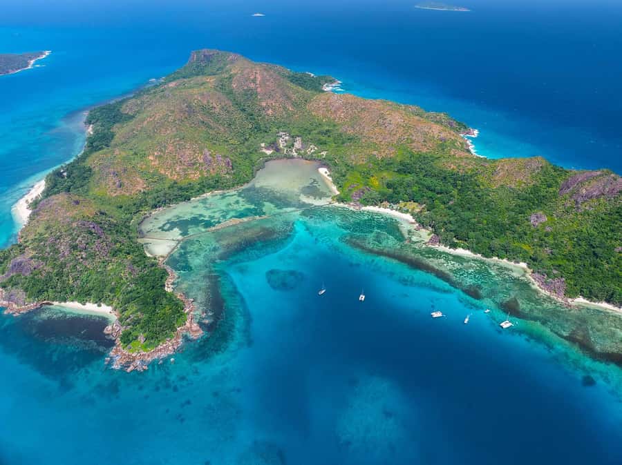 Seychelles: St Pierre and Curieuse Catamaran Tour with Lunch - St Pierre: start with the water