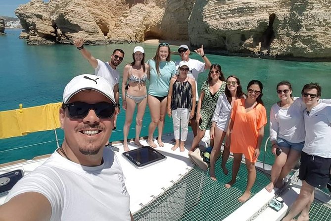 Shared Catamaran All inclusive-Day Cruise to Naxos or Paros - The crew and the tone of the day
