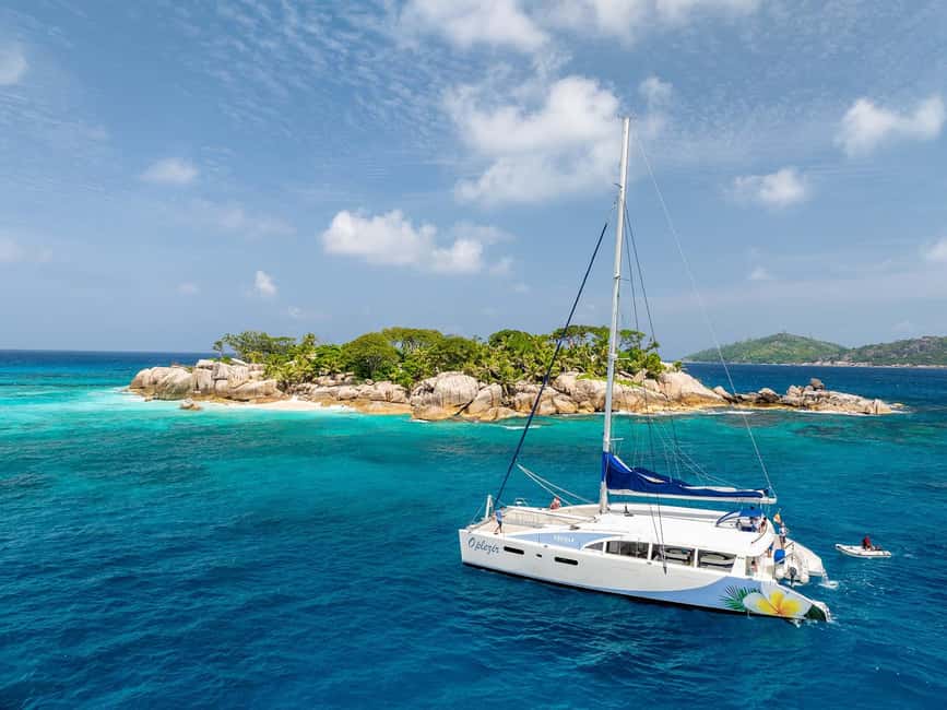 Sister, Coco, and Felicite Island: Seychelles Catamaran Tour - Leaving La Digue or Praslin on the Oplezir