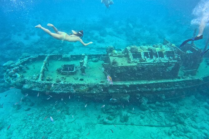 Snorkel Trip on a Catamaran Yacht All Inclusive Experience - Fuik Bay and the BBQ lunch