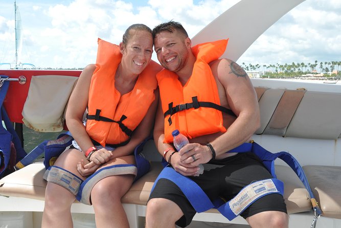 Snorkeling Catamaran Tour & Parasailing - Snorkeling and hookah-style underwater breathing