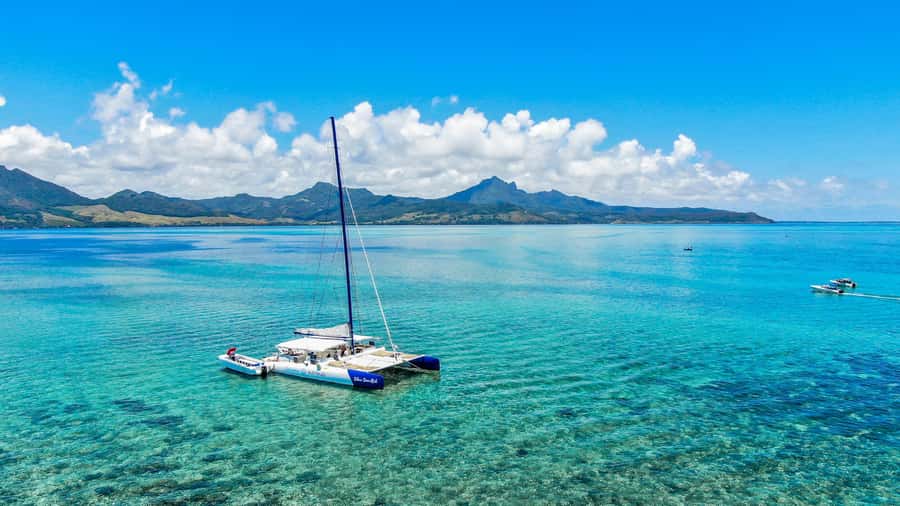 Southeast of Mauritius: Catamaran Cruise w/ BBQ Lunch - Starting in Mahébourg at 9:30 a.m.