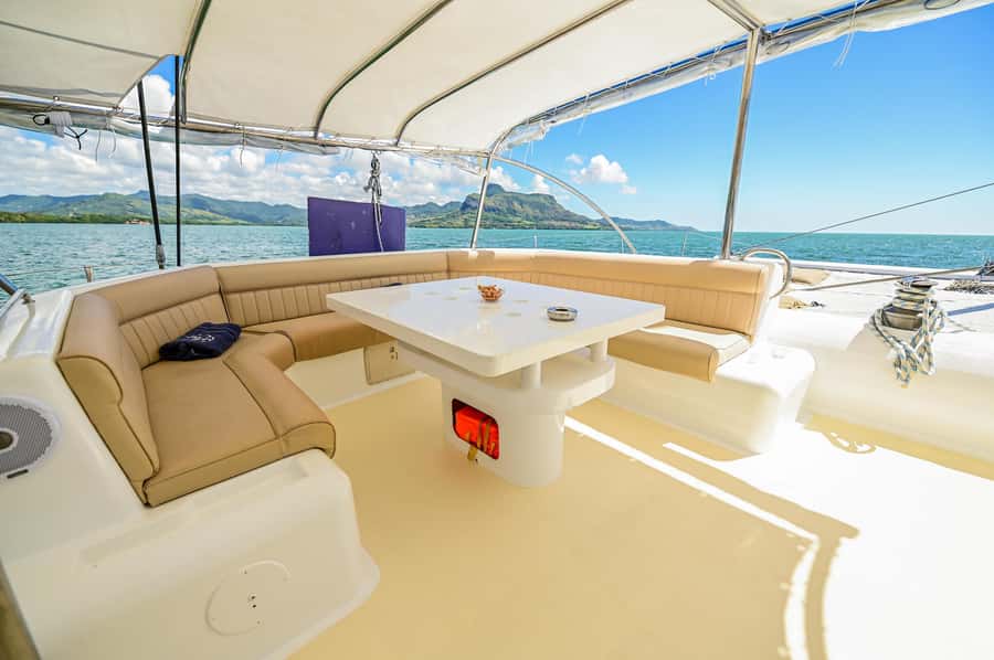 Southeast of Mauritius: Catamaran Cruise w/ BBQ Lunch - Who Will Enjoy This Catamaran Day