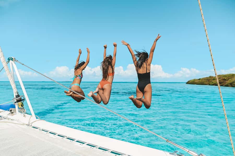 Southeast of Mauritius: Catamaran Cruise w/ BBQ Lunch - Trou Moutou: Your First Swim and Snorkel Stop