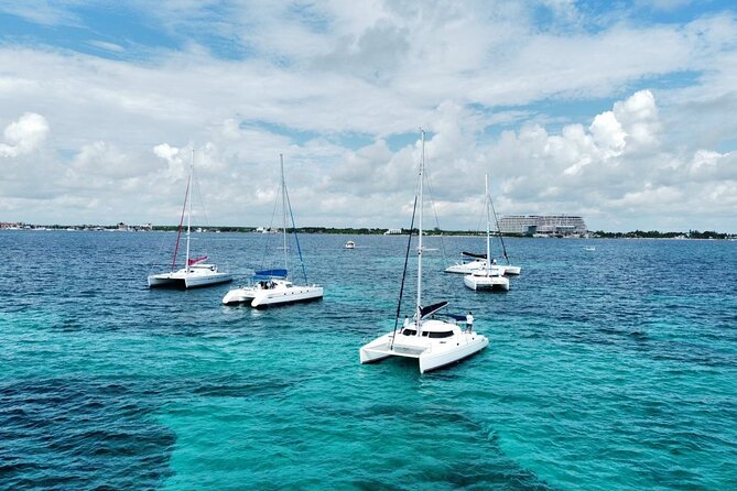 Splendid Isla Mujeres Catamaran: drinks and fun all day! - What kind of day this really is