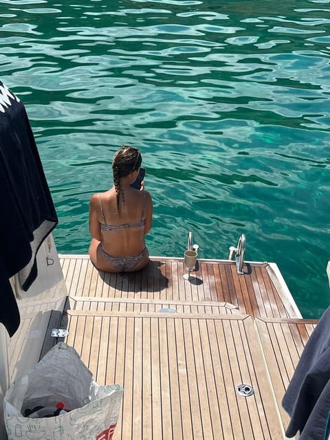St. Paul's Bay: Half-Day Scenic Catamaran Tour with Drinks - Crystal Lagoon and the second swim