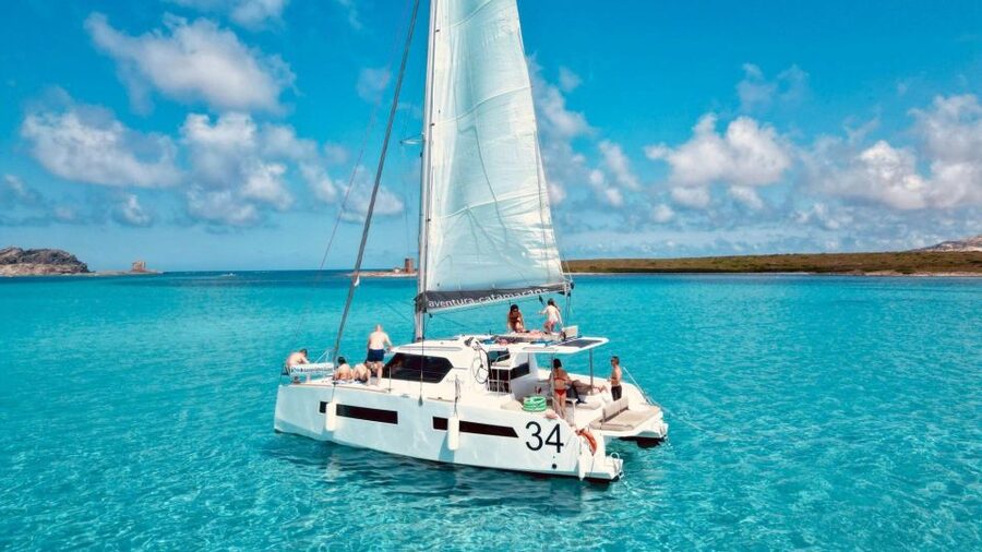 Stintino: Catamaran excursion in the Gulf of Asinara - Leaving Stintino for the Gulf of Asinara