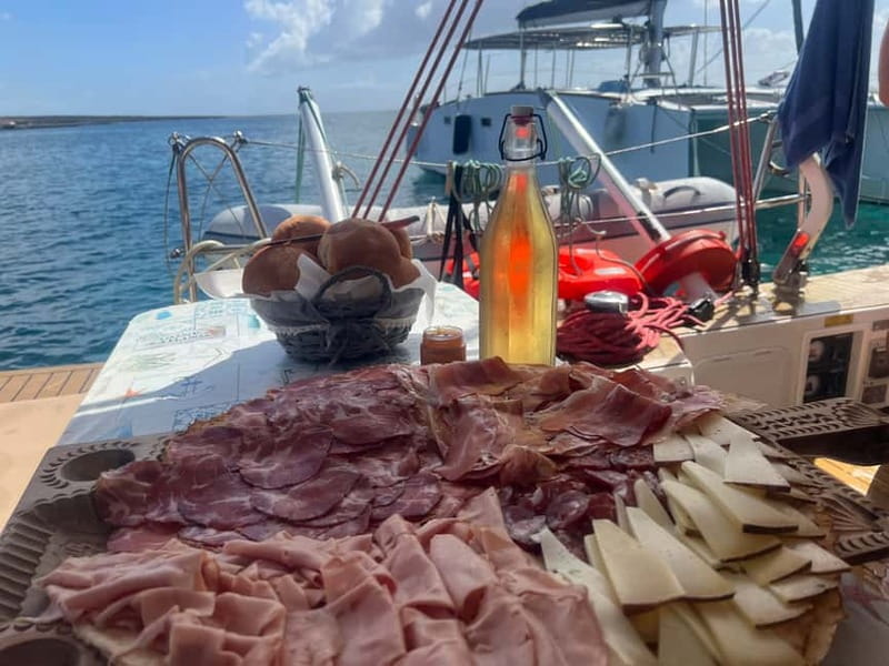 Stintino: full day tour catamaran Asinara Island - Meeting Waza-Ari in Stintino