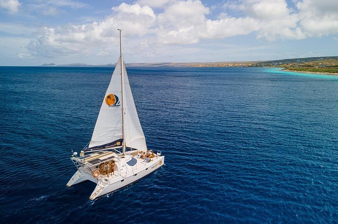 Sunset Bliss Catamaran Tour - The crew and the human side of the cruise