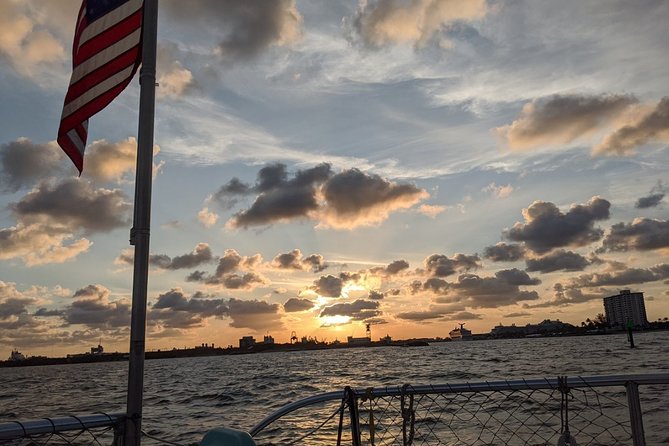 Sunset Catamaran Cruise in Ft. Lauderdale - Sunset on the Atlantic