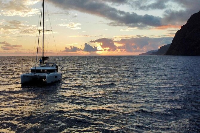 Sunset Catamaran Tour l Madeira Island - Seeing Madeira from the Atlantic