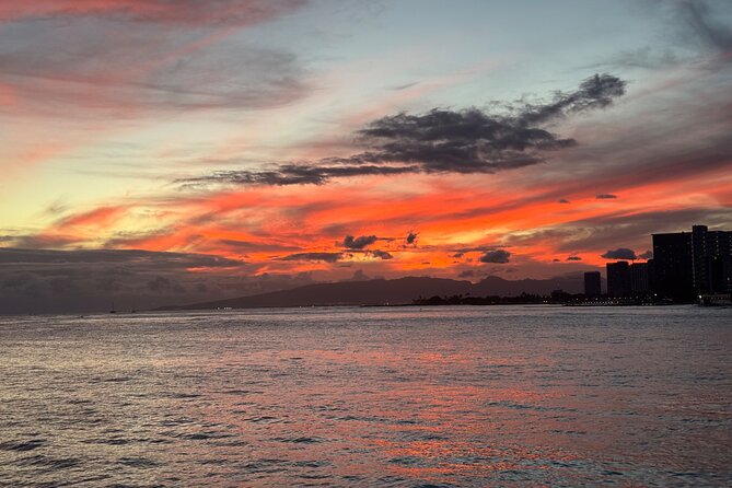 Sunset sail Aboard Manakai Catamaran - Waikiki Aquarium and Waikiki Beach