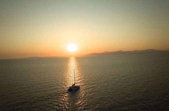 Sunset Sailing Catamaran with BBQ along the Coasts of Mallorca - What dinner on the catamaran is really like