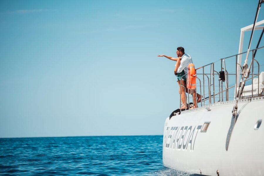 Tenerife: Catamaran Cruise with Brunch and Unlimited Drinks - Standard seating or the VIP upgrade?