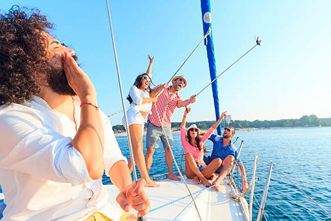 The Best Catamaran Tour to Isla Mujeres from Cancún - Sailing From Cancún With an Open Bar