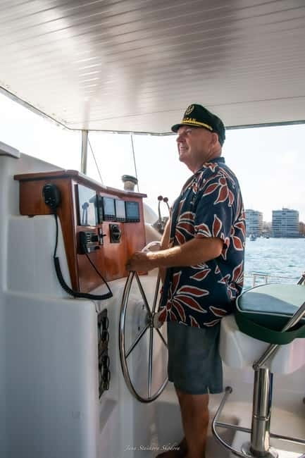Torrevieja: Adventure tour on the catamaran Apaleo - Should you book the Apaleo?