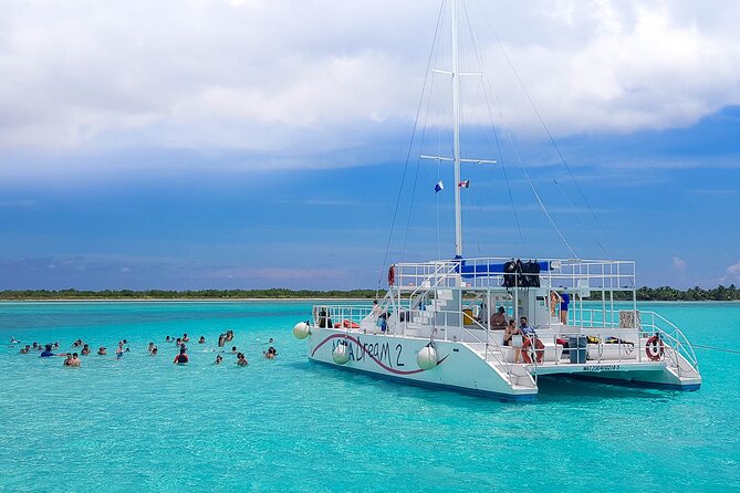 Tour to Cozumel by Catamaran with Snorkeling and Buffet Lunch - San Miguel gives you a short taste of Cozumel
