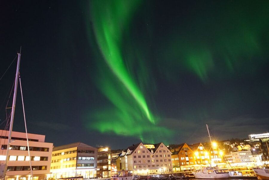 Tromsø: Northern Lights Luxury Catamaran Cruise - What the three-hour route feels like