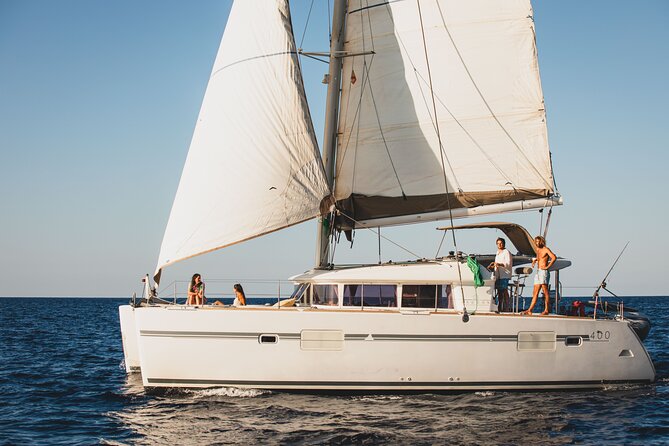 Unforgettable experience in Catamaran Ibiza - LAGOON 400 - Leaving Cala Jondal with the sea ahead