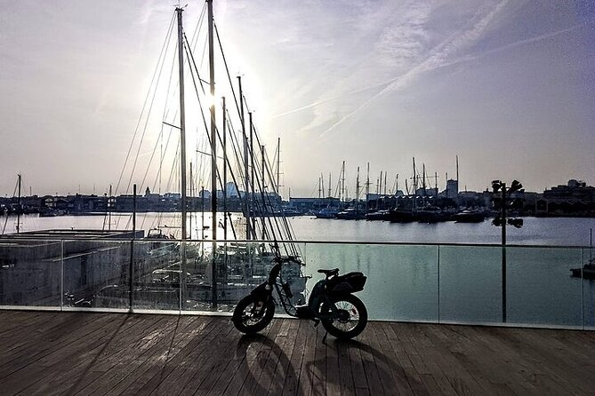 Valencia: Unforgettable Bike Tour & Coastal Catamaran Cruise - Key points to know before booking