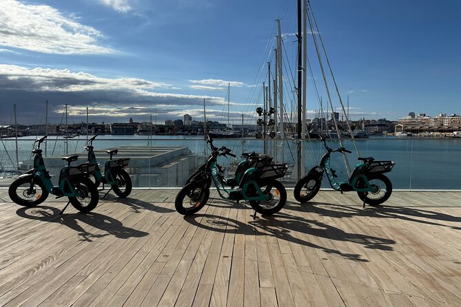 Valencia: Unforgettable Bike Tour & Coastal Catamaran Cruise - From Ruzafa through the Turia Gardens