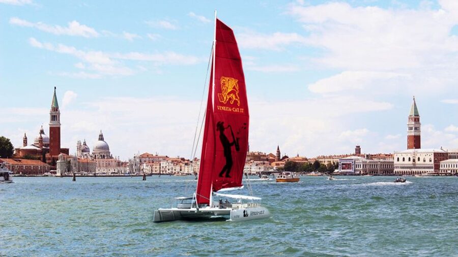 Venice: Lagoon Catamaran Cruise with Music and Drinks - Practical tips for a better hour and a half