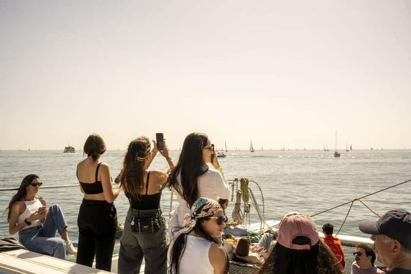 Vermouth on Catamaran: A Gastronomic Experience in Barcelona - The DJ and the social atmosphere