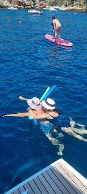 Villeneuve-Loubet: Catamaran Cruise Day Small Groups - What the $93 Price Really Buys You