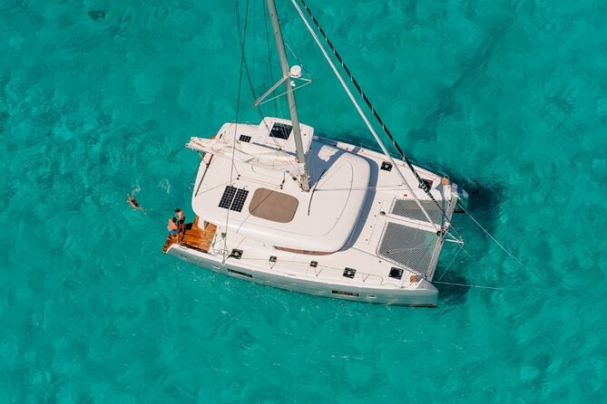 VIP Catamaran Private Tour in Lisbon up to 18 clients - Jerónimos Monastery and the Belém riverfront